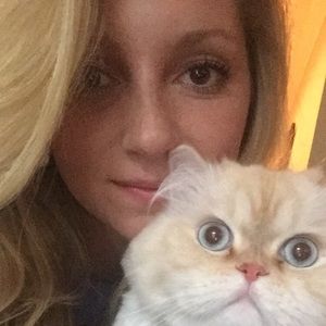 Meet your Posher, Victoria